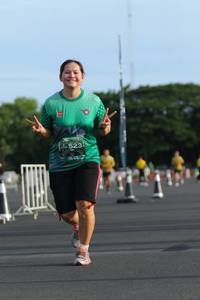 BIB: 523
                            <button type="button" onclick="openModal(5173063)" class="btn btn-primary btn-sm float-right btn-popup" data-toggle="modal" data-target=".modal-high-quality">
                        <i class="fas fa-shopping-cart"></i> Add to Cart
                    </button>
                                            <button type="button" onclick="isThisMe(5173063, true)" class="btn btn-success btn-sm float-right btn-popup btn-isme hidden" data-toggle="tooltip" data-placement="bottom" title="นี่คือรูปของคุณใช่ไหม คลิกที่นี่เพื่อเอาเข้าอัลบั้ม">
                        <i class="fas fa-plus"></i> Add to album
                    </button>
                    <button type="button" onclick="isThisMe(5173063, false)" class="btn btn-warning btn-sm float-right btn-popup btn-isnotme hidden">
                        <i class="fas fa-ban"></i> Remove from album
                    </button>